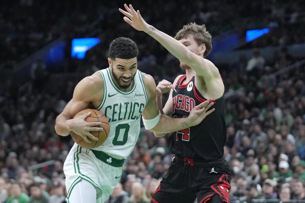 轻的篮球明 轻的篮球明