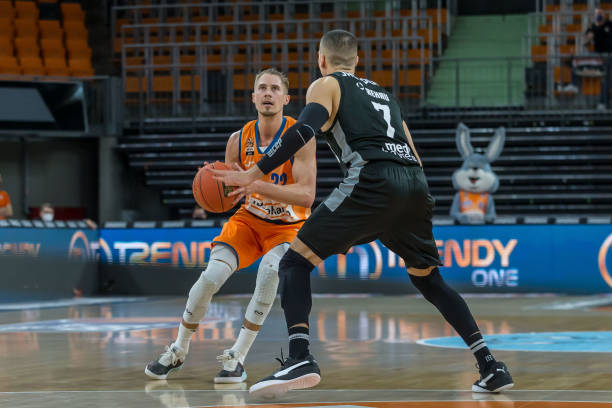 从而第一时 从而第一时