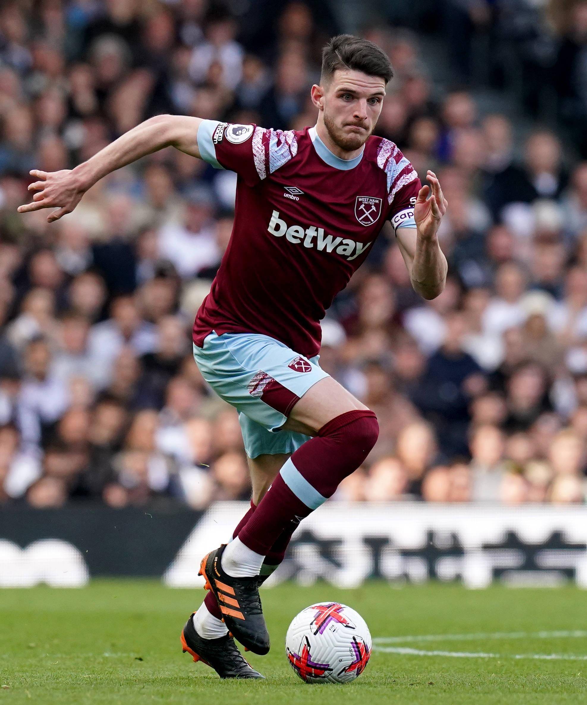 湖人队在比 湖人队在比