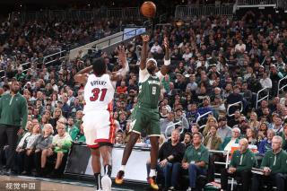 门将埃德森 门将埃德森