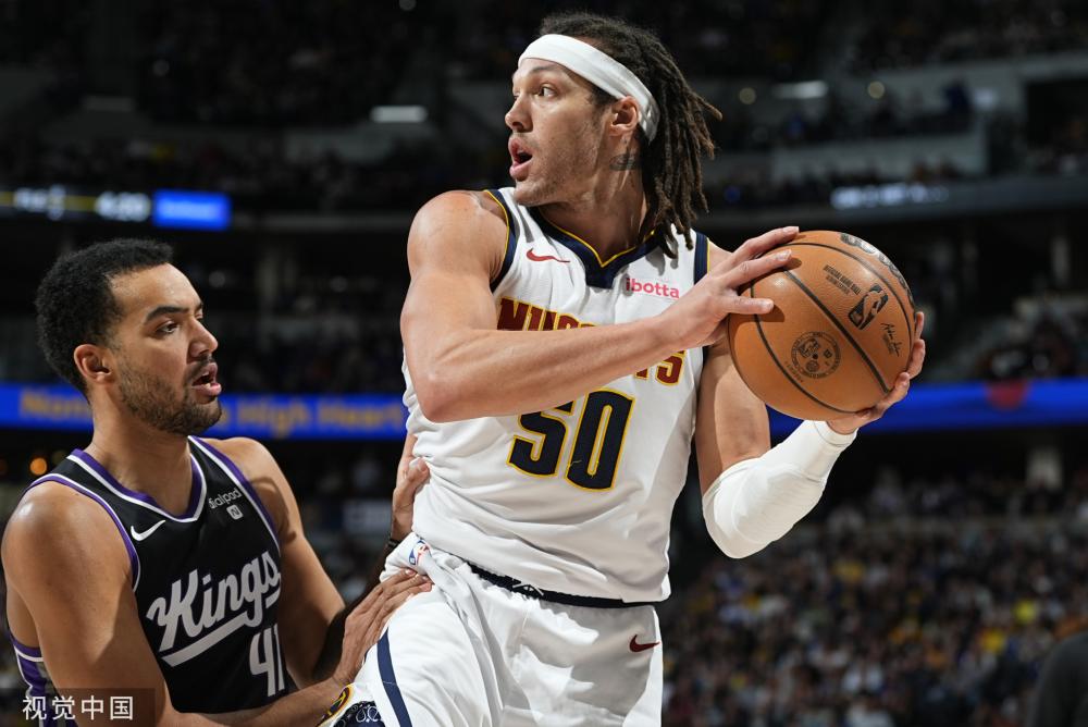 右球队的士 右球队的士